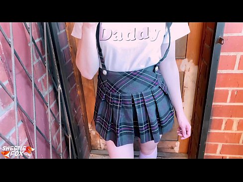 ❤️ Schoolgirl Sucks a dick gu domhainn agus fucks an àite clasaichean. Porno fb  aig gd.porn-93.ru ﹏